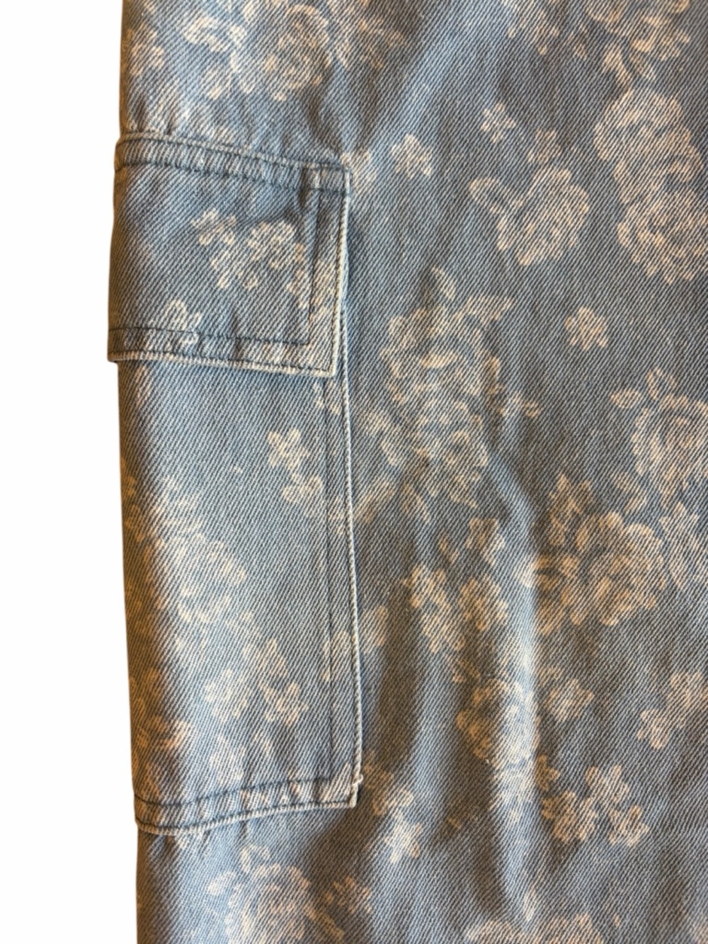 AMPERSAND AVE Light Blue Floral Denim Drawstring Pants - Picture 4 of 8